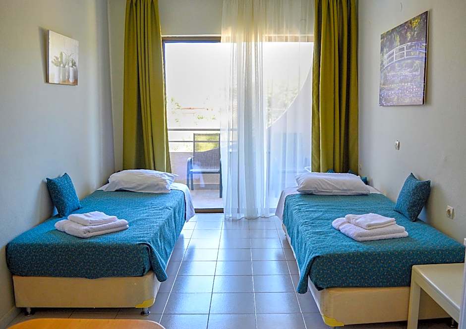 IVORY HOTEL