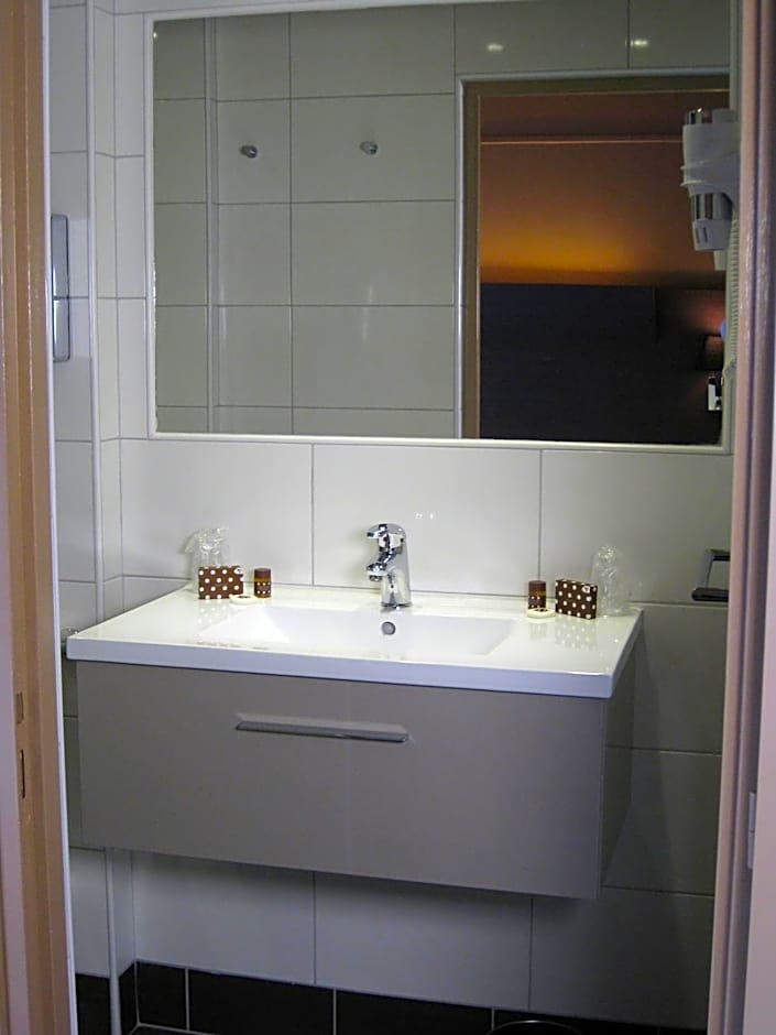 Moka Hotel