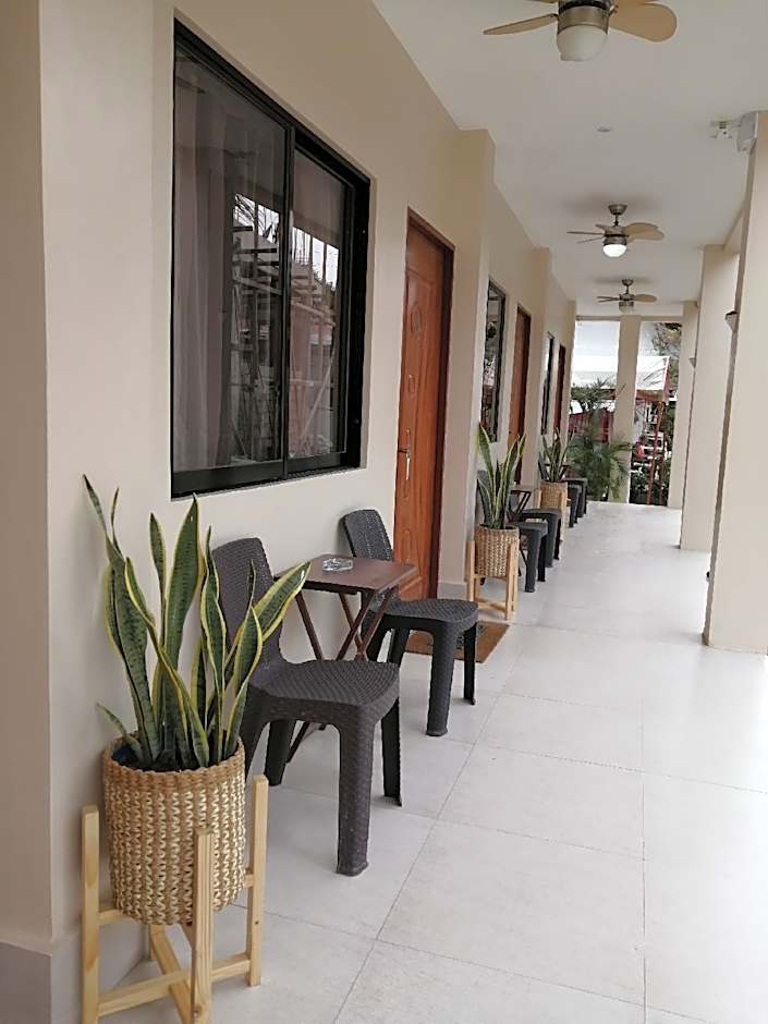 Harman Suites Moalboal