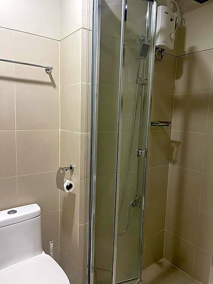 Staycation Mandaluyong Fame residences greenfield district by darpm