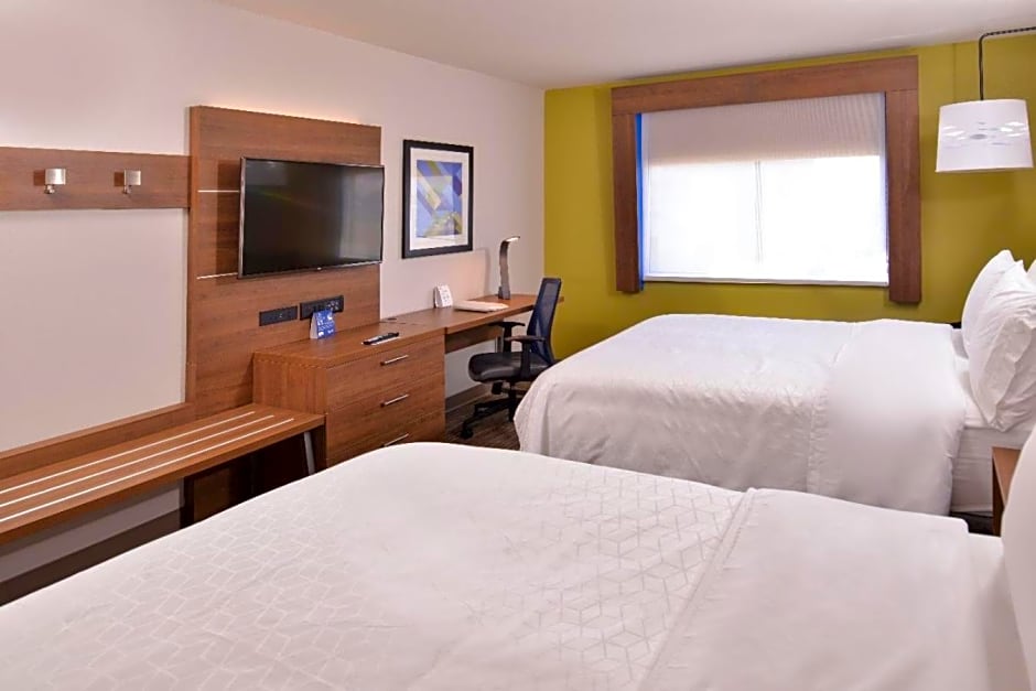 Holiday Inn Express Hotel And Suites Mesquite