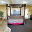 Town House Inn and Suites