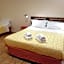 B&B Gisira