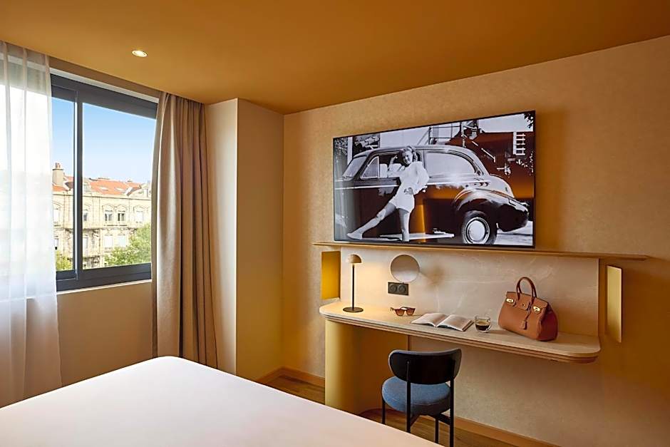 You Hotel de France Valence - Handwritten Collection