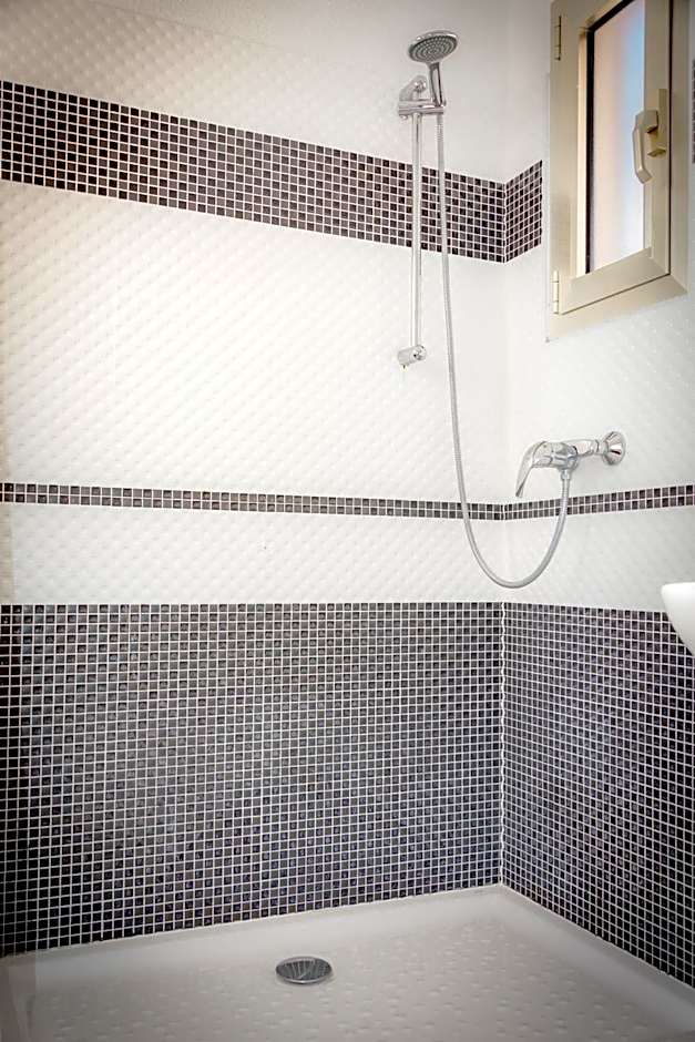 Hotel et Appartements Reine D'Azur