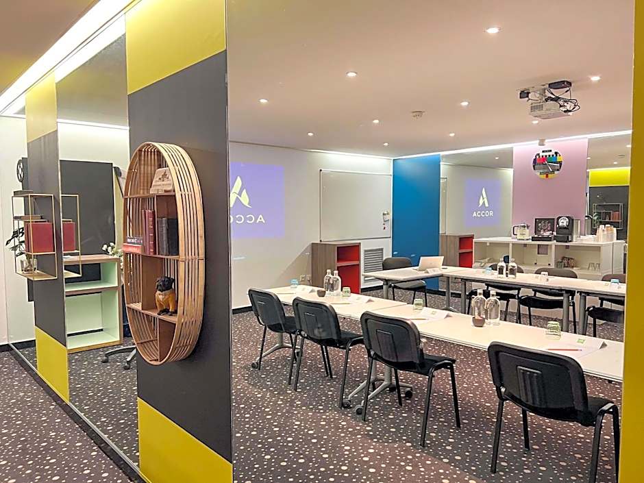 Ibis Styles Paris Tolbiac Bibliotheque