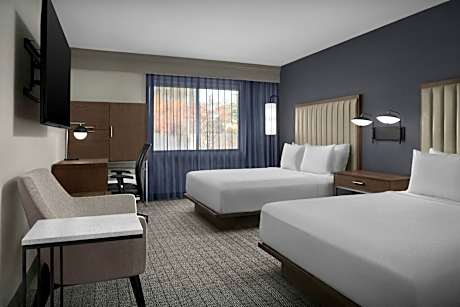 Queen Room with Two Queen Beds