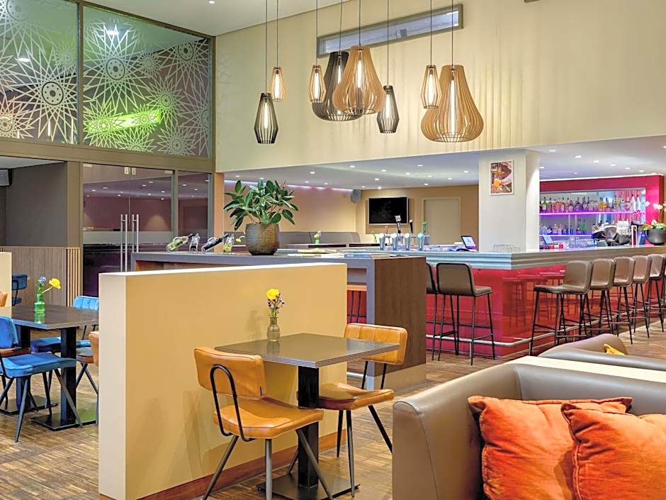 Mövenpick Hotel Amsterdam City Centre