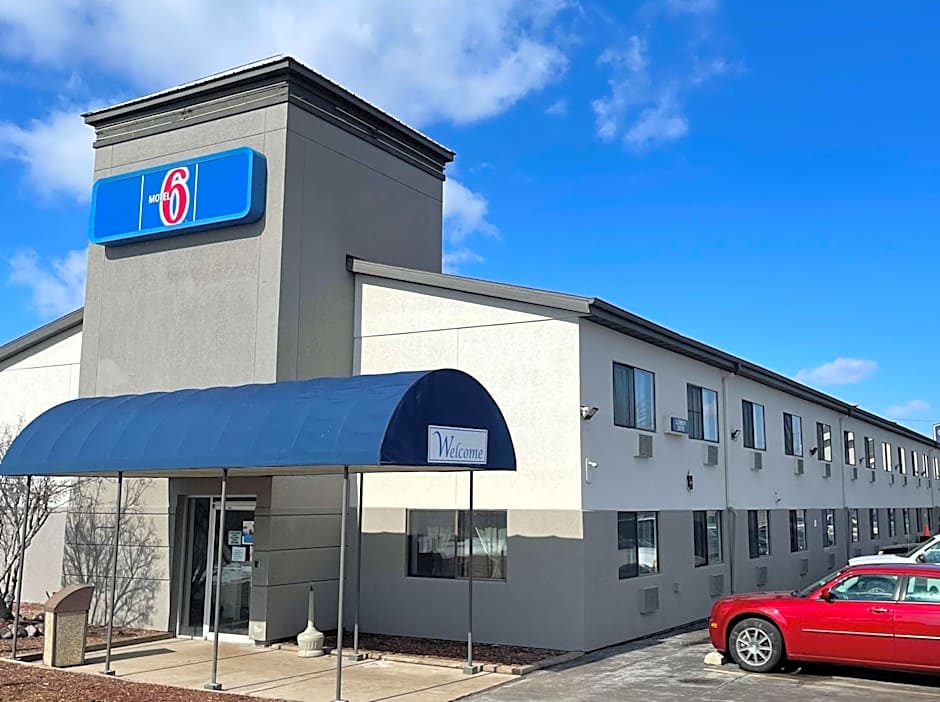 Motel 6-Green Bay, WI - Lambeau