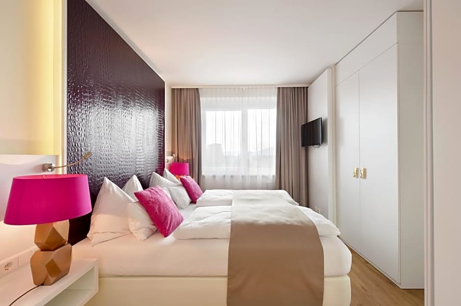 Amedia Luxury Suites Graz, Trademark Collection by Wyndham