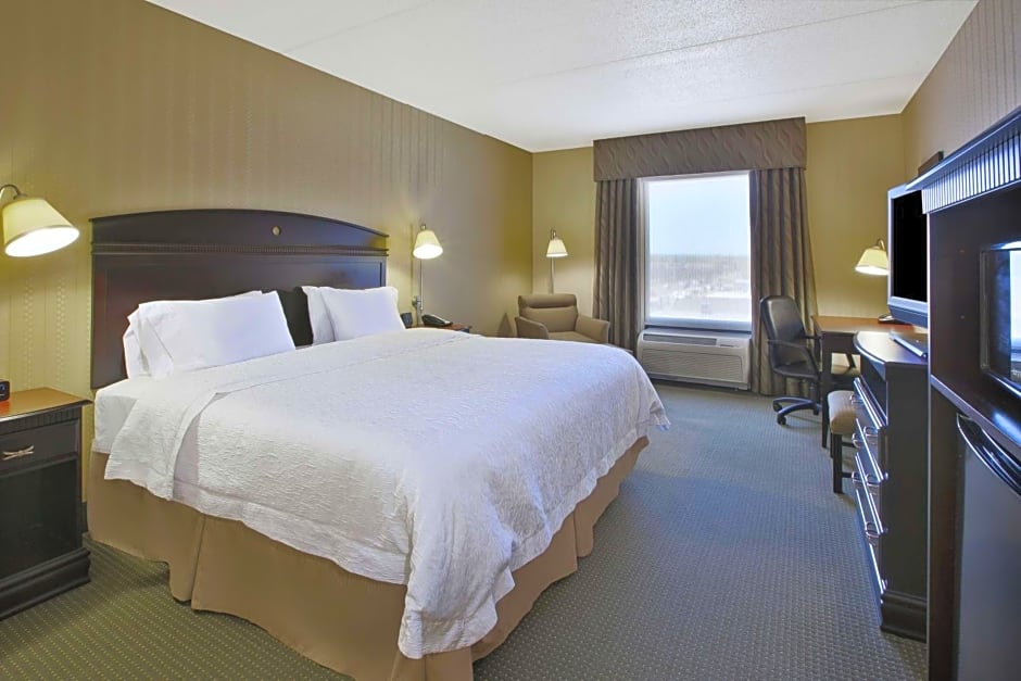 Hampton Inn By Hilton & Suites Plattsburgh