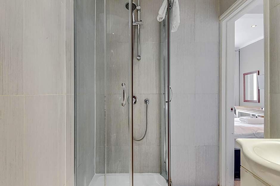 1 Lexham Gardens Hotel