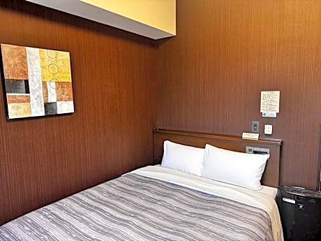 Semi Double Room - Non-Smoking
