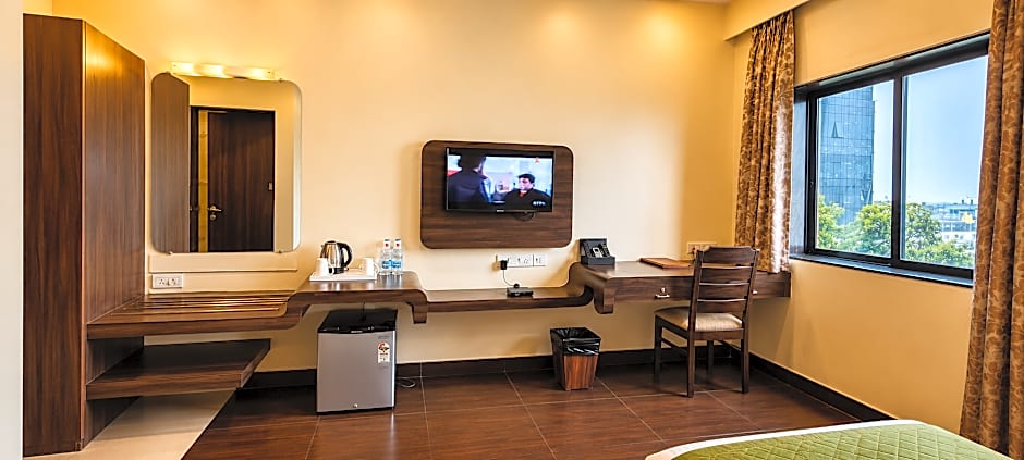 Vijaya Tej Clarks Inn, Patna