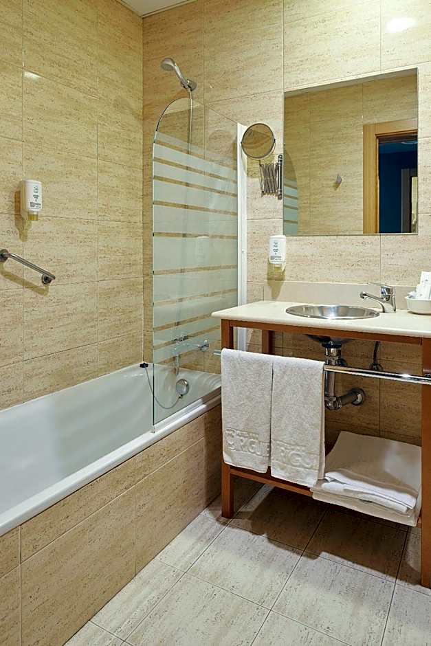 Hotel Iriguibel Huarte Pamplona