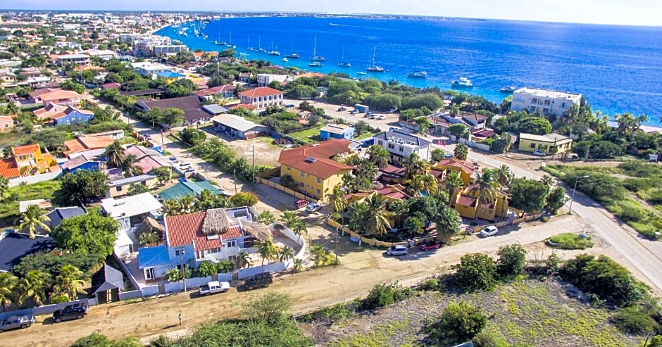 Bnbbonaire Near The Ocean