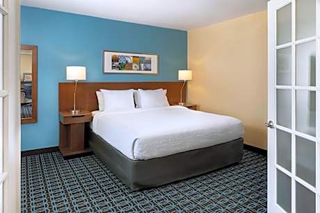 Executive One-Bedroom King Suite