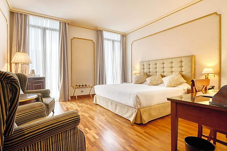 Hotel Roger De Lluria