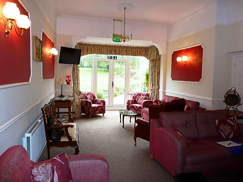Alison House
