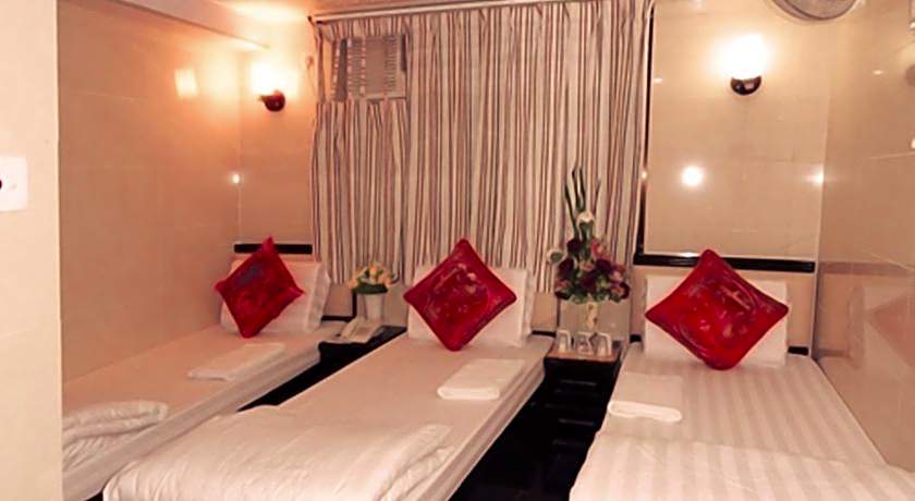 Day And Night Hostel