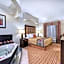 Super 8 by Wyndham Hidalgo/McAllen Area