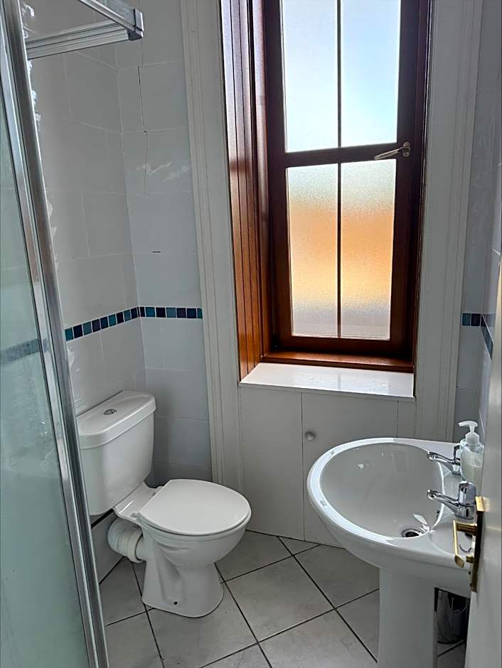 The Hillside Hotel & Restaurant