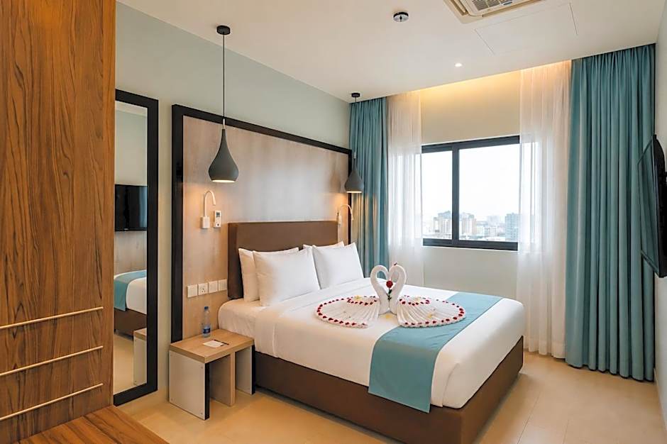 Aura Suites