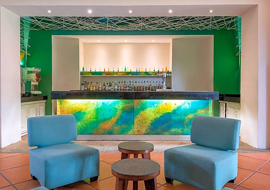 Park Royal Beach Ixtapa - All Inclusive