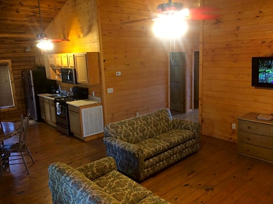 The Smoke House Lodge and Cabins