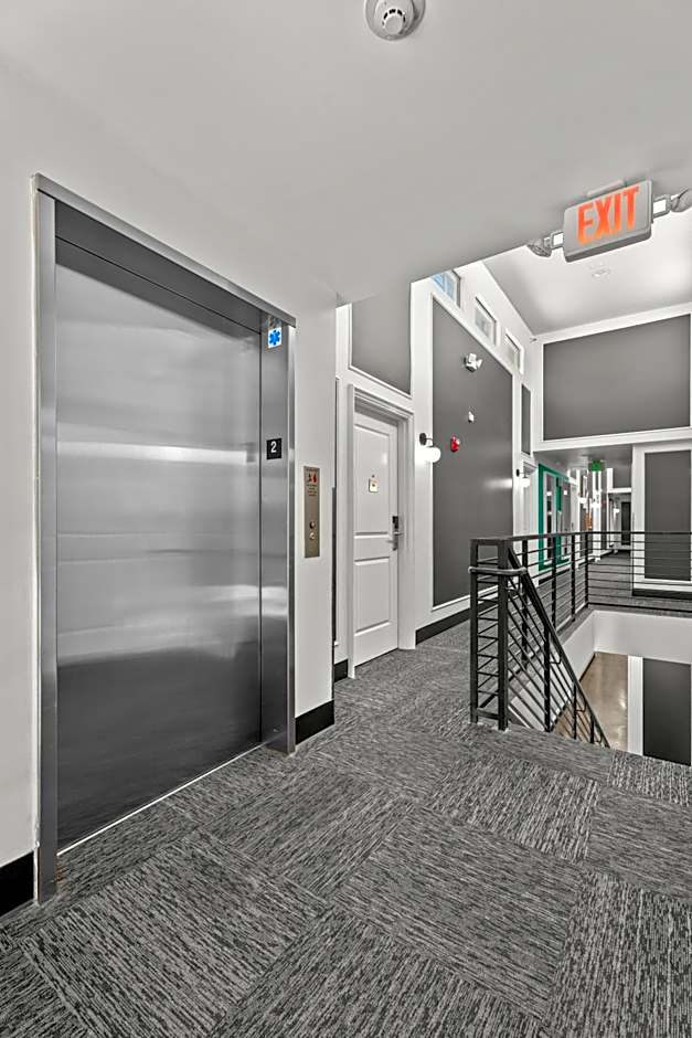 Hollywood Le Bon Hotel