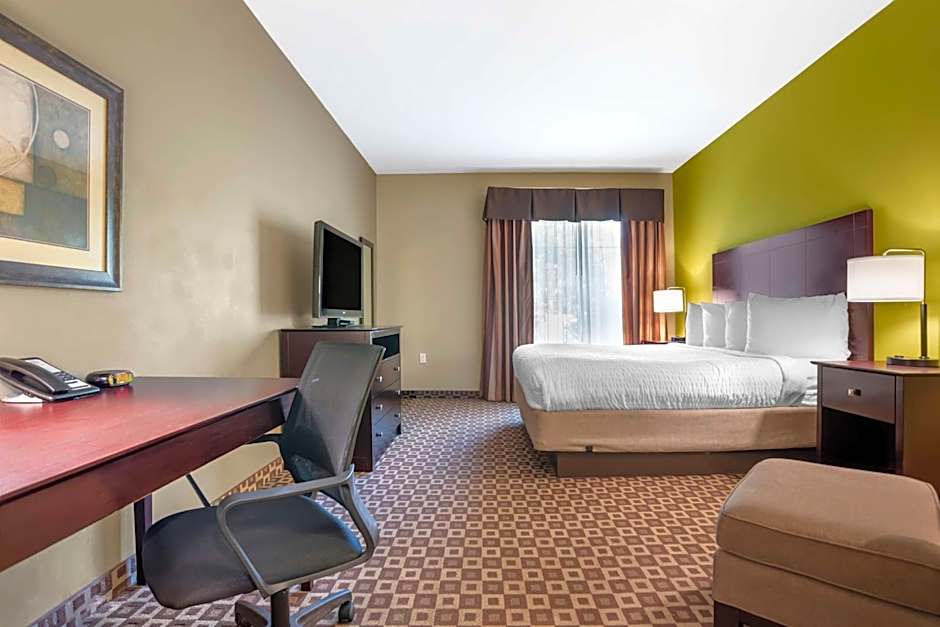 Best Western Plus Chalmette Hotel