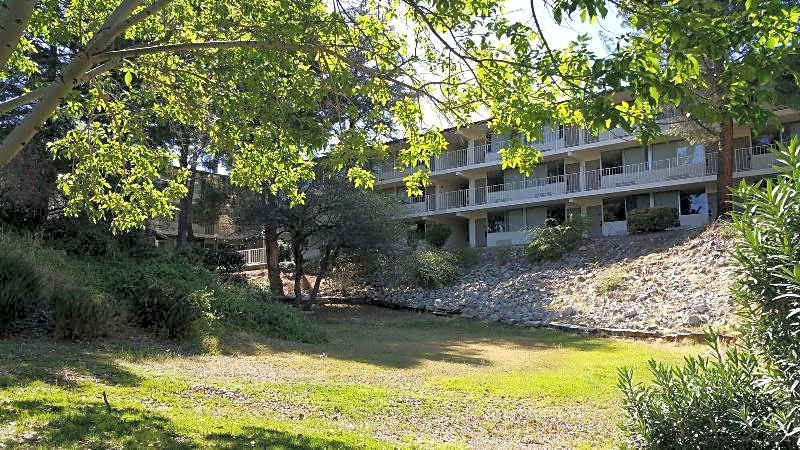 Mariposa Hotel