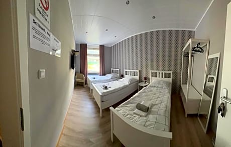 Triple Room with Garden View