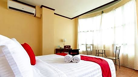 RedDoorz @ Downtown Tacloban