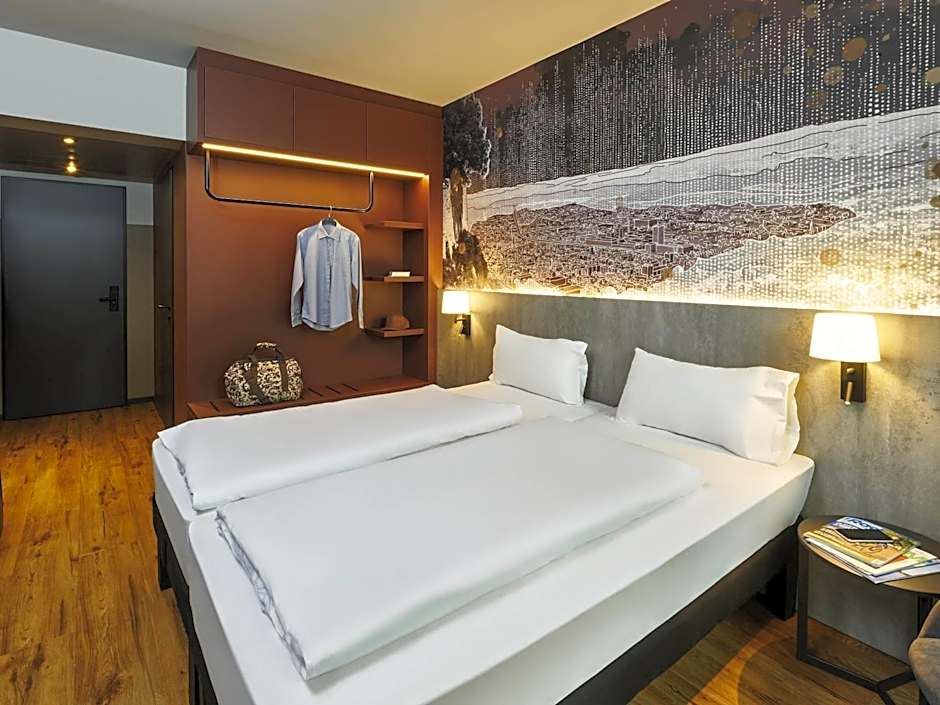 Photo 1 of 10 of Standard Double Room