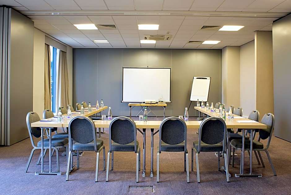 Holiday Inn Express Rotherham  North By IHG