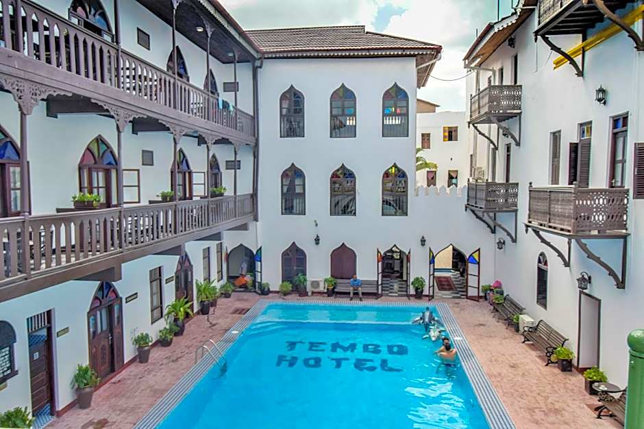 Tembo House Hotel