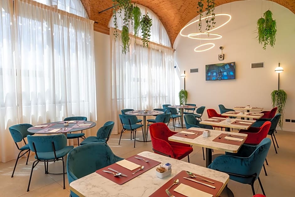 Bleis Hotel