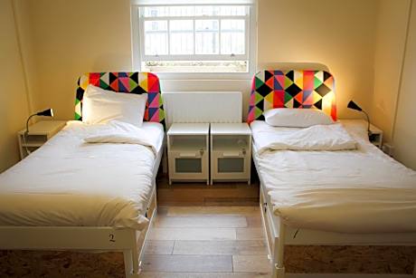 Bed in 4-Bed Mixed Dormitory Room with Shared Facilities