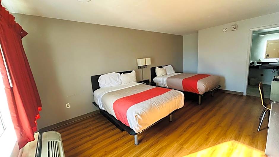 Super 7 Inn By OYO Tupelo Hwy 178