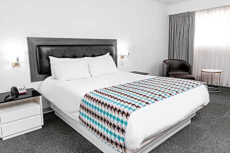 Superior Queen Room - Non-Smoking