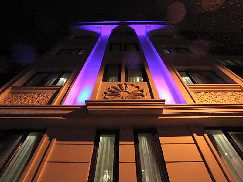 Photo 1 of 50 of Reyyan Hotel