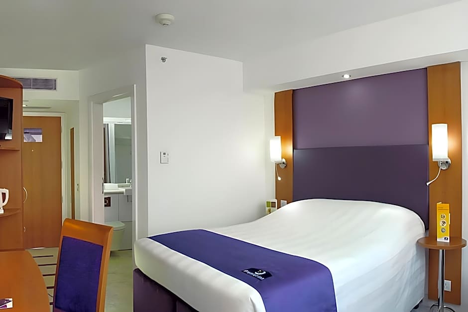 Caspia Hotel New Delhi Shalimar Bagh