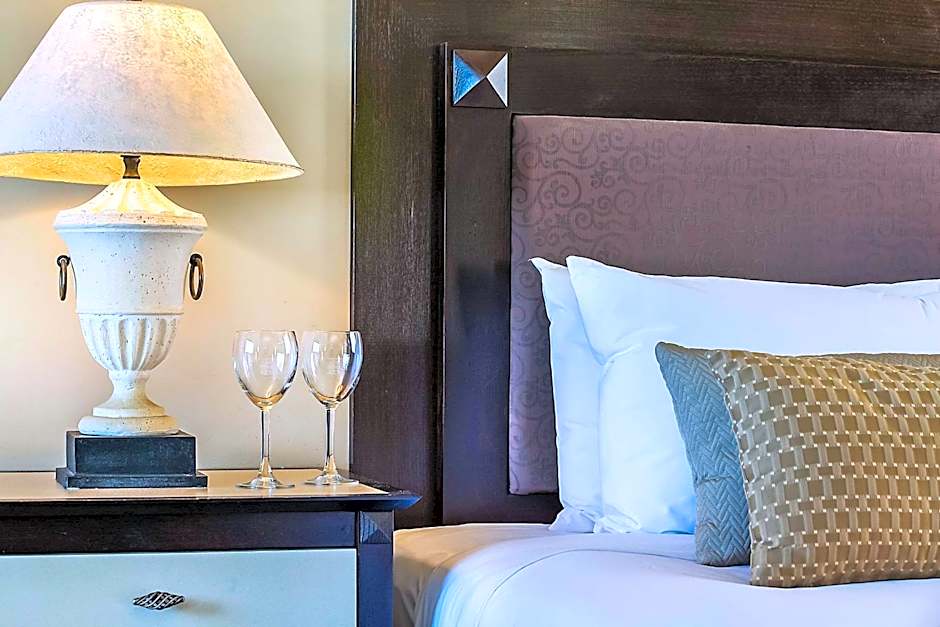 Comfort Inn On Raglan