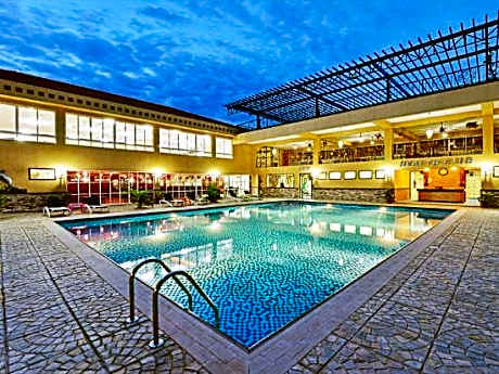 Imperial Golf View Hotel