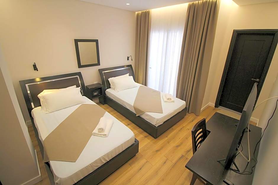 Hotel Strora