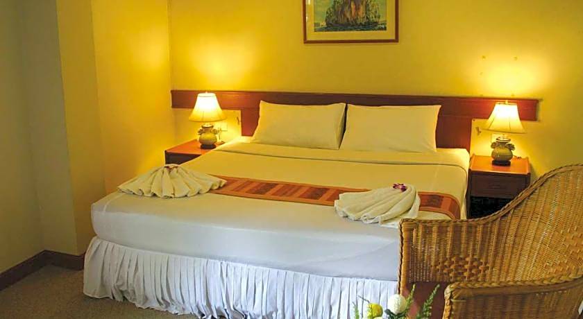 Krabi City Seaview Hotel