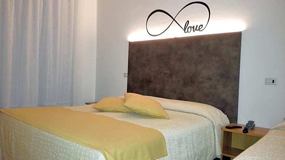 Hotel Sandra