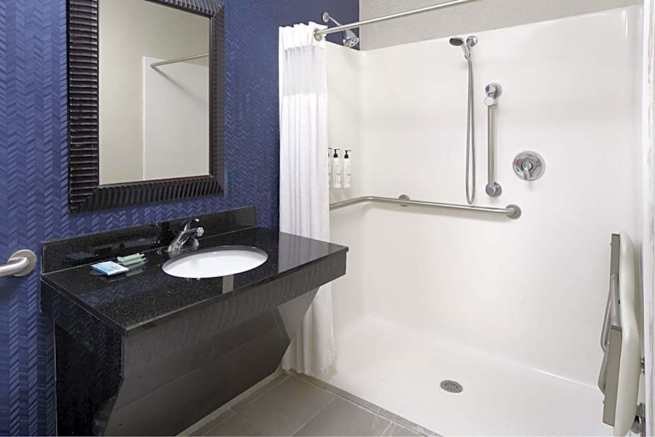 Fairfield Inn & Suites by Marriott Columbia Northeast