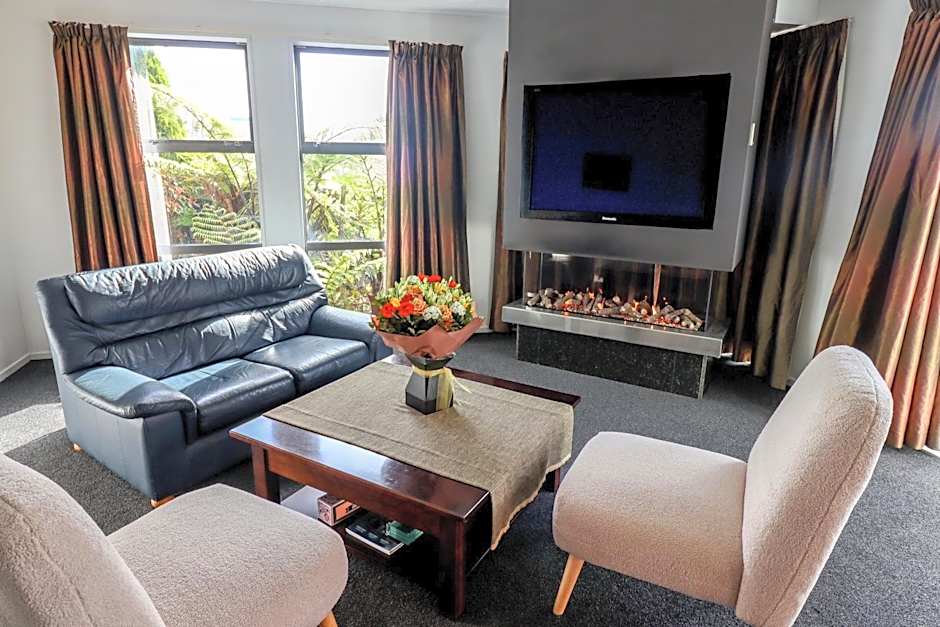 Coleraine Suites & Apartments